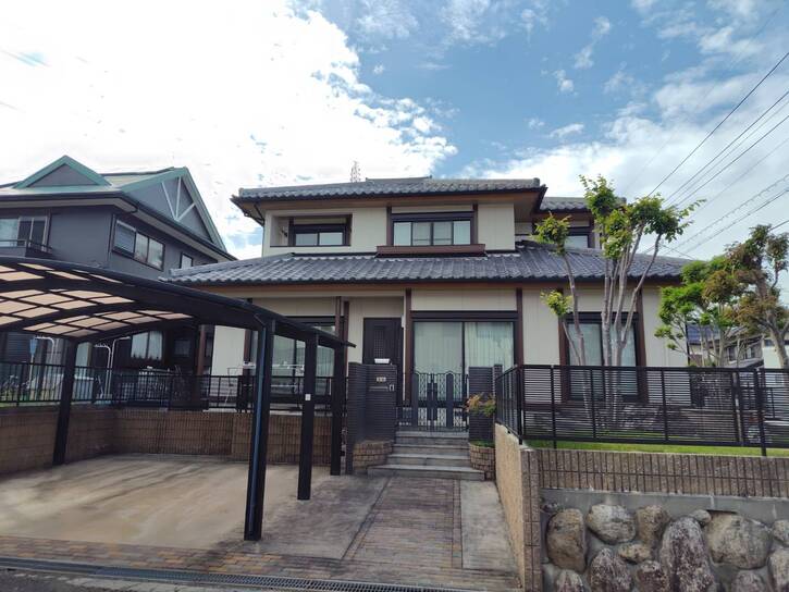 画像：外壁塗装工事外壁塗装（営業担当：森木）
