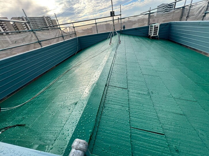 画像:屋根壁塗装工事(営業担当:倉橋)