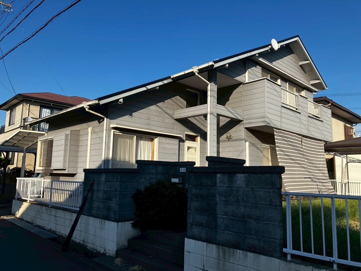 画像：外壁塗装・雨樋改修工事（営業担当：佐々木）