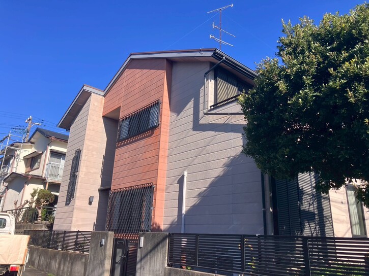 画像：外壁塗装・横暖ルーフ上貼り工事（営業担当：中川）