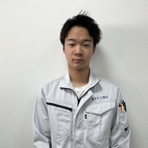 中川　朋哉